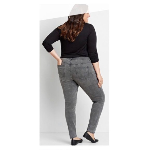 NEW Maurice’s 24 Long Plus Size DenimFlex High Rise Gray Plaid Print Jeggings - Picture 2 of 11